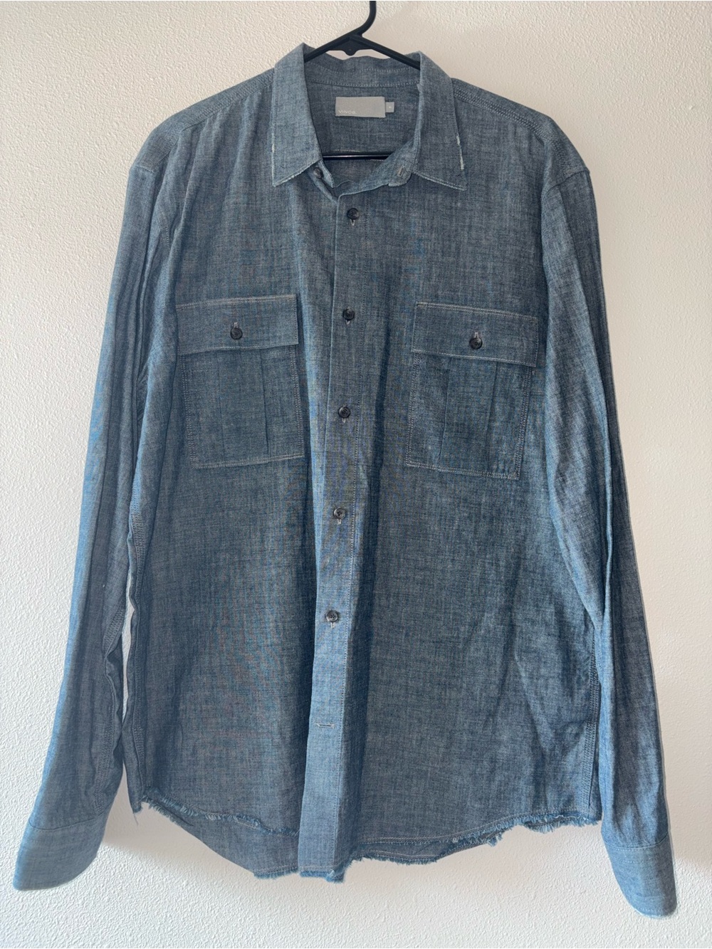 Vince Mens XL Distressed Blue Denim Utility Shirt Long Sleeve Button Down